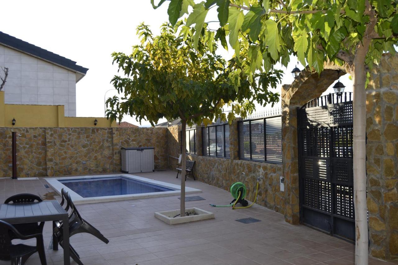 Apartamentos "Casa Rural De Aldea" Aldea del Fresno Exteriér fotografie