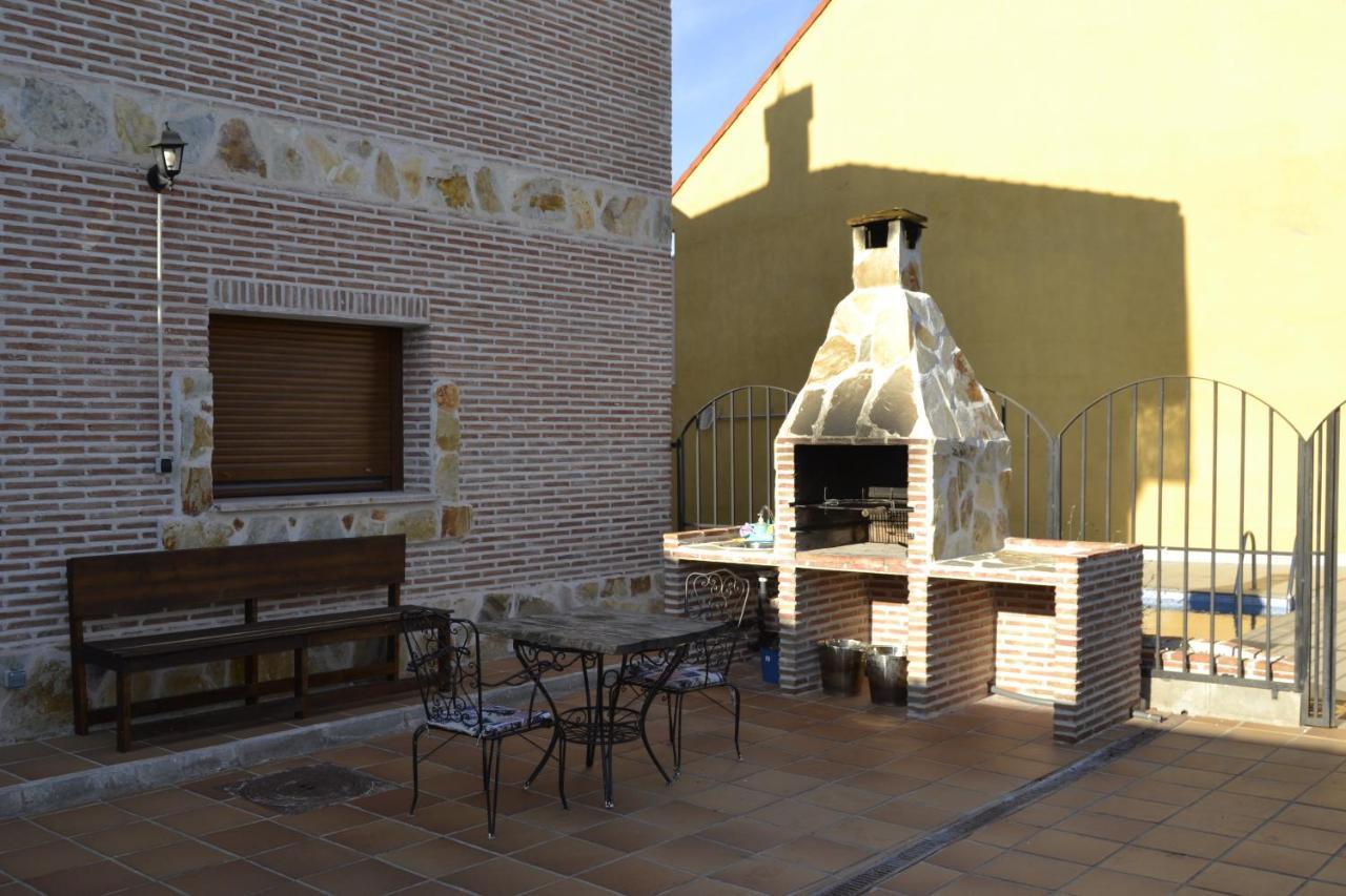 Apartamentos "Casa Rural De Aldea" Aldea del Fresno Exteriér fotografie
